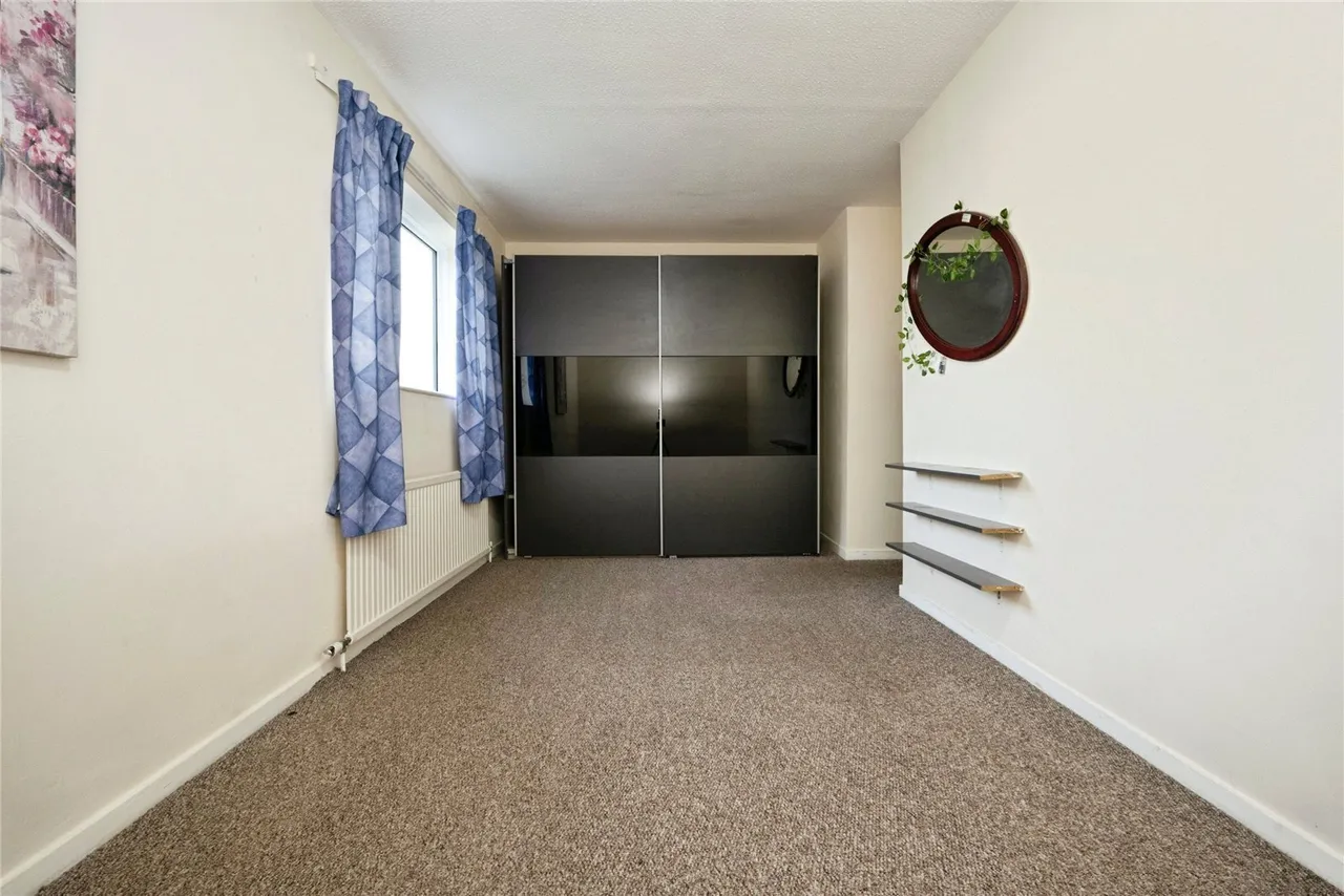Elgar Path, Luton, LU2, photo 9