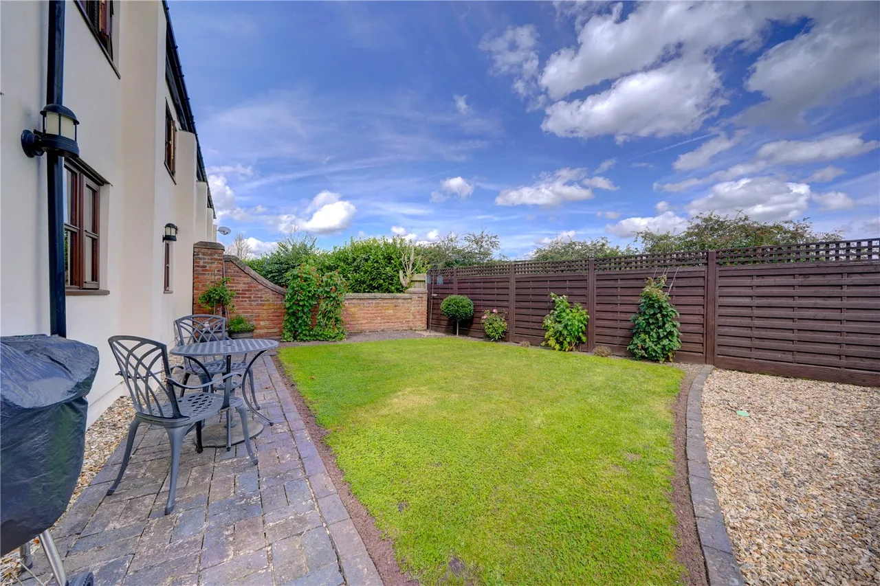 Lea End Lane, Hopwood, B48, photo 15