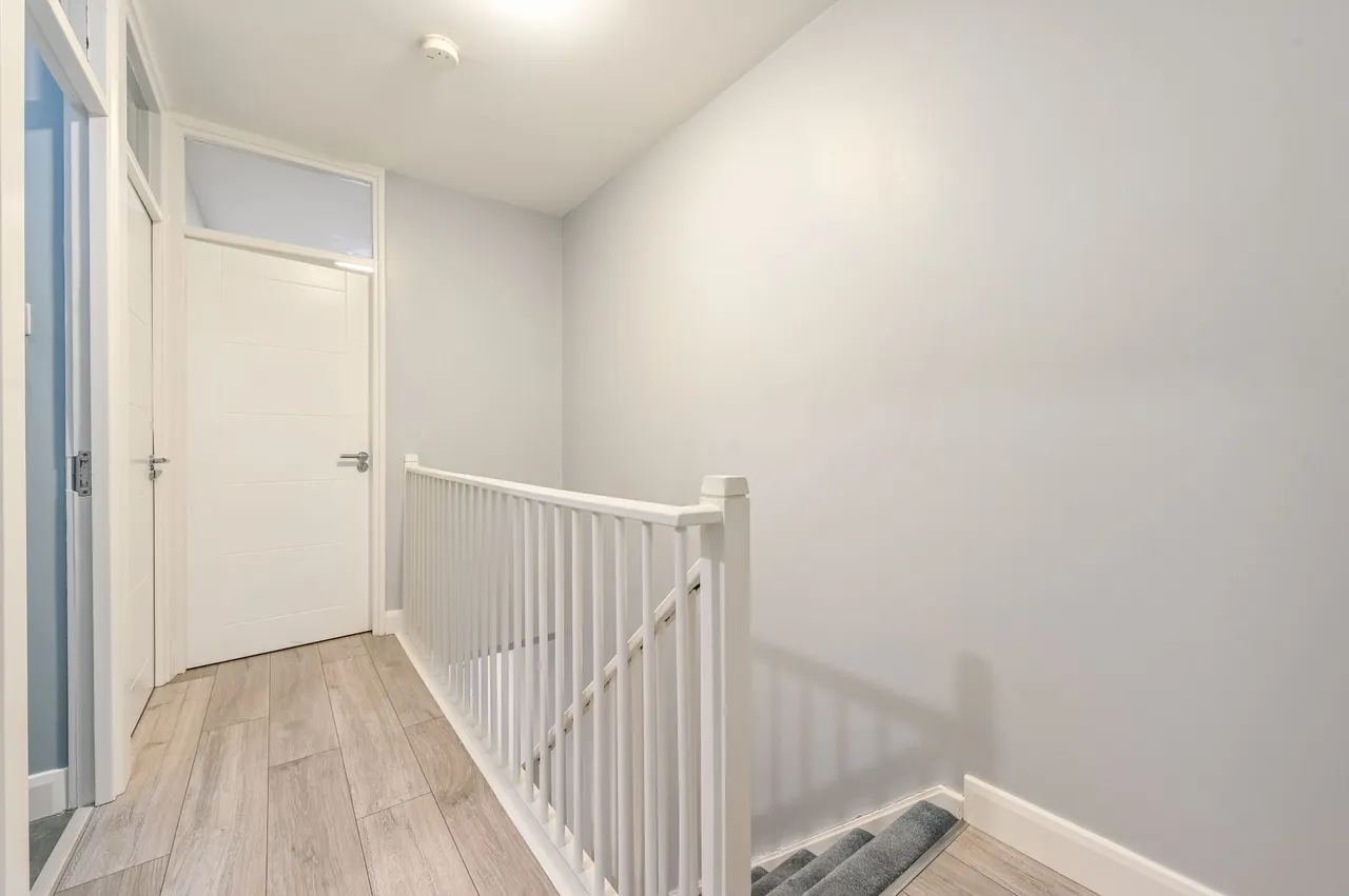 43 Clarence Gardens, London, photo 8