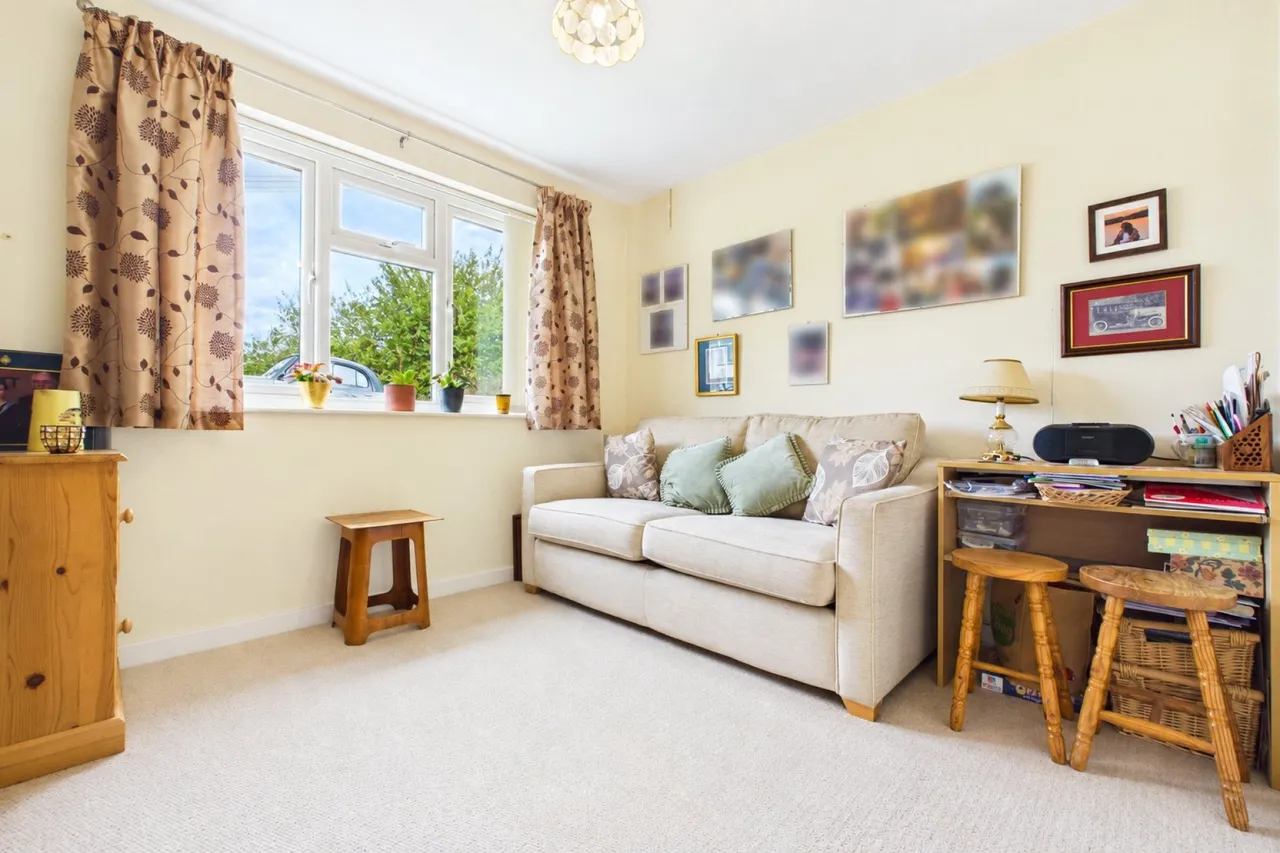 Andrews Close, Theale, RG7, photo 10