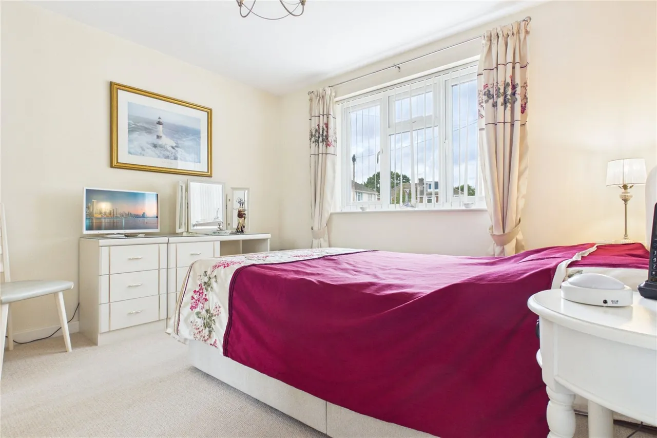 Andrews Close, Theale, RG7, photo 6