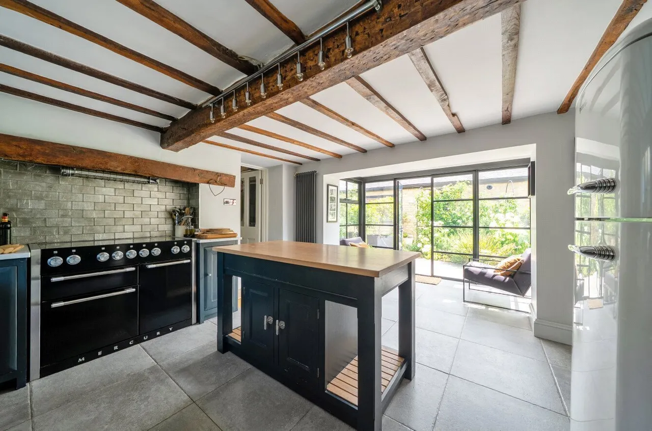 Carpenters Yard, Orlingbury, NN14, photo 6