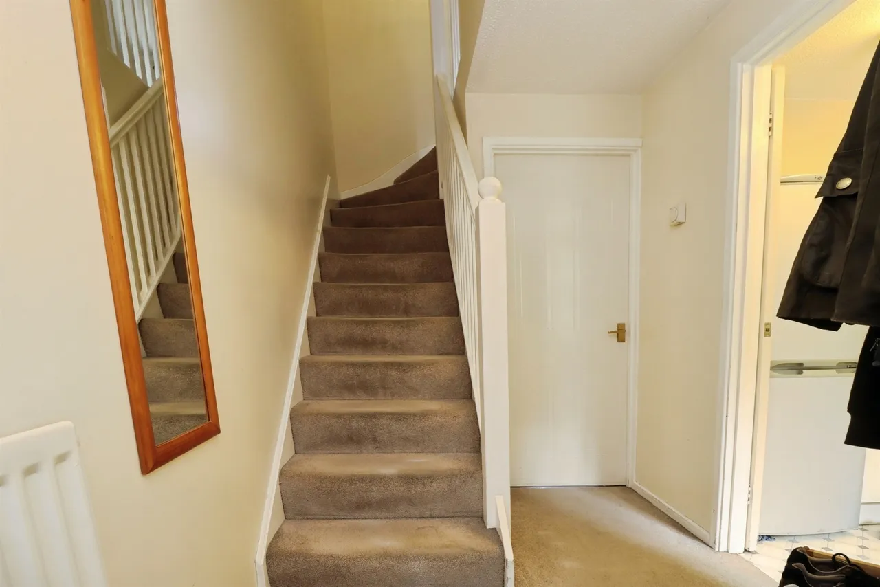 Neuville Way, Desborough, NN14, photo 6