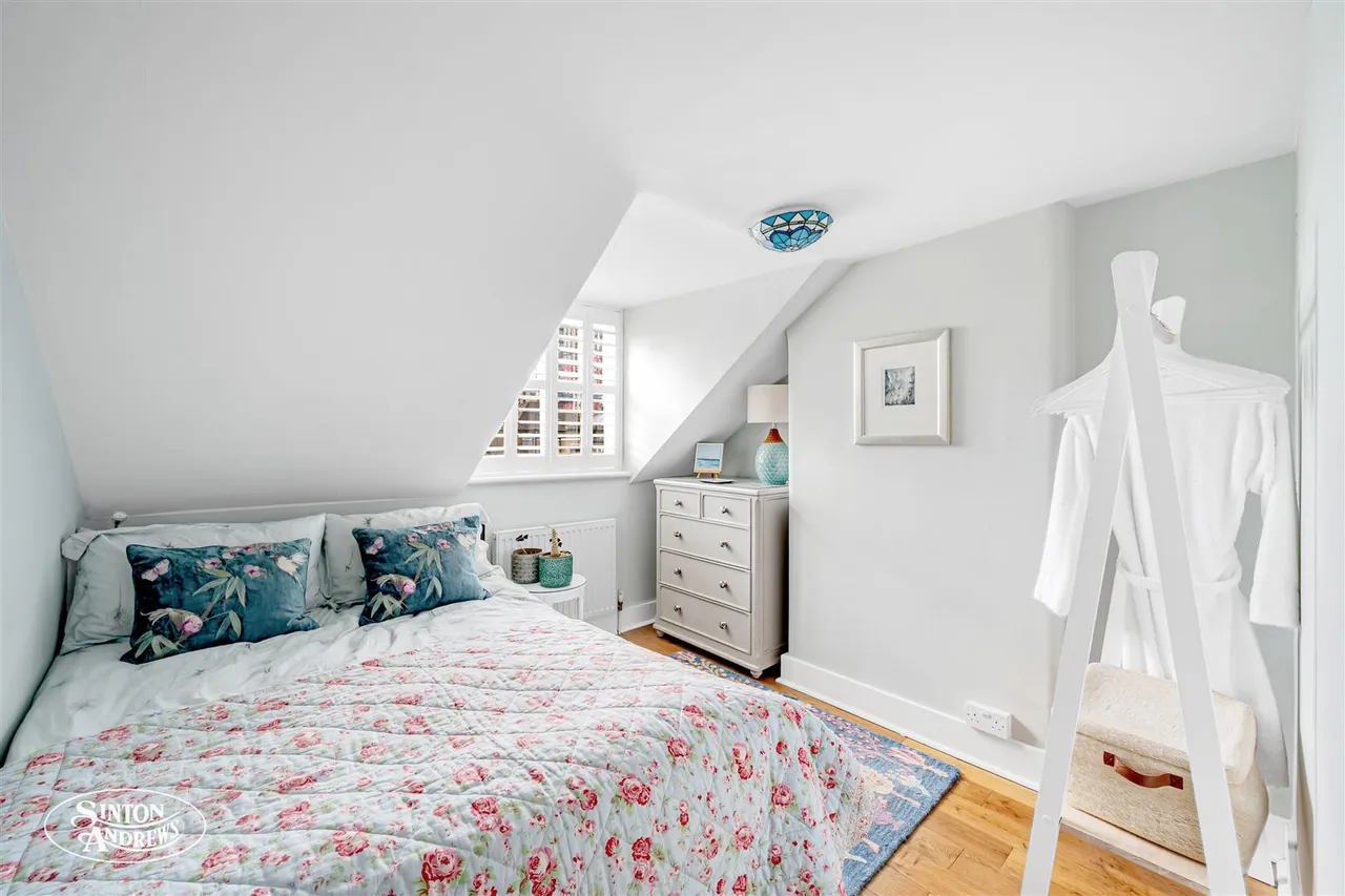 Broughton Road, West Ealing, photo 13