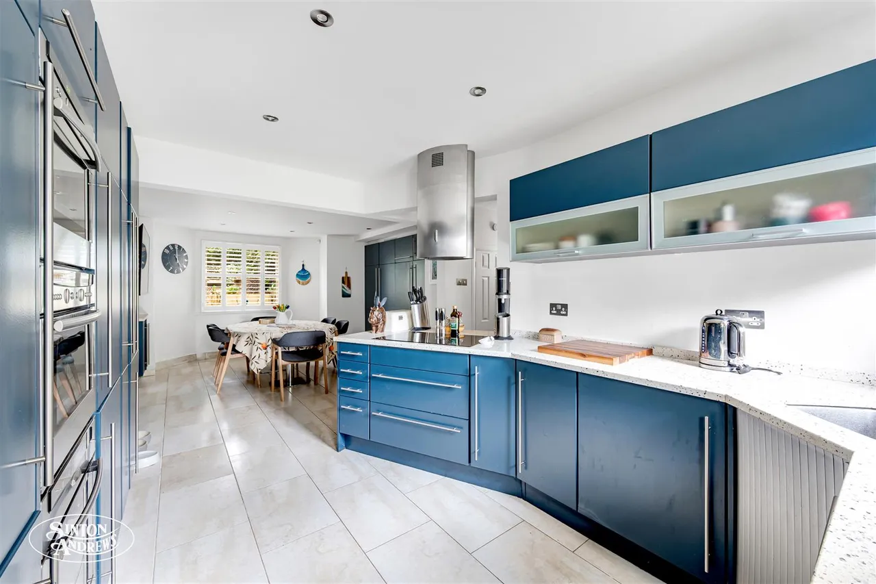Broughton Road, West Ealing, photo 6