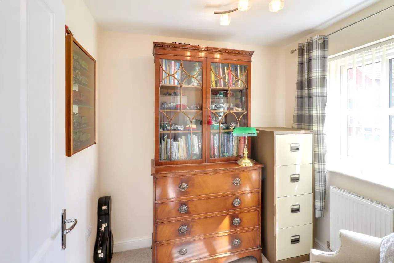 Malpas Close, Sandbach, photo 8