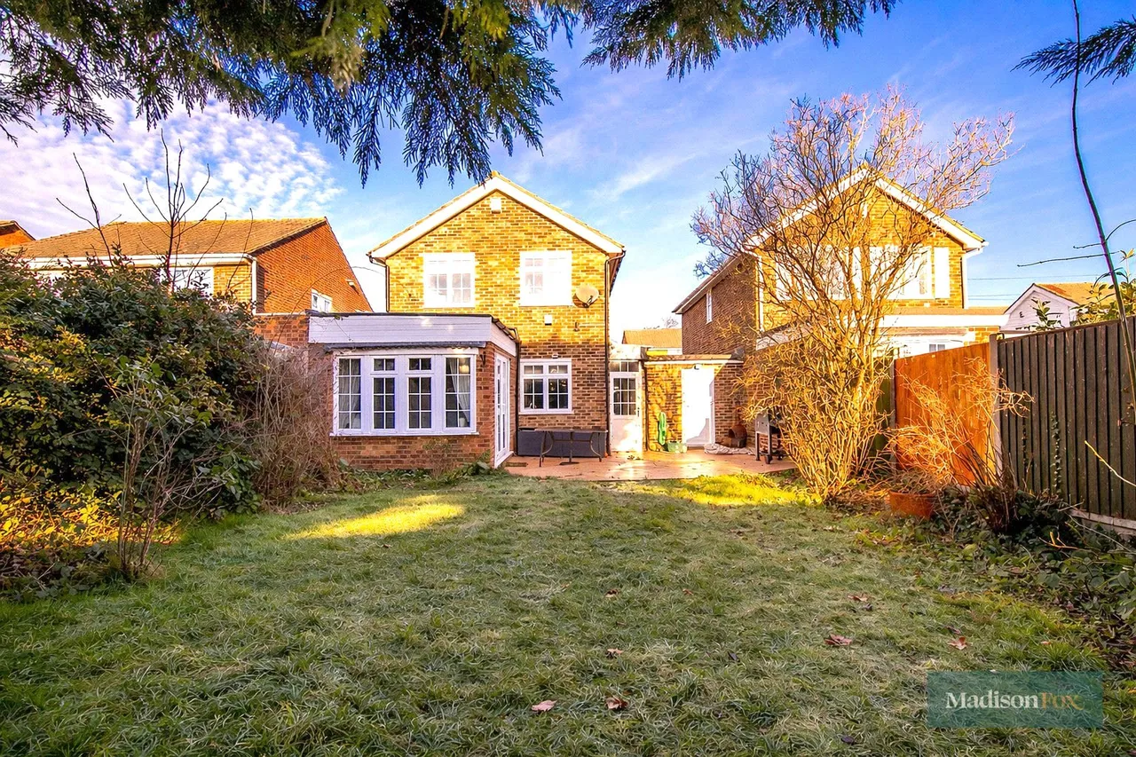 Alderton Rise, Loughton, IG10, photo 23