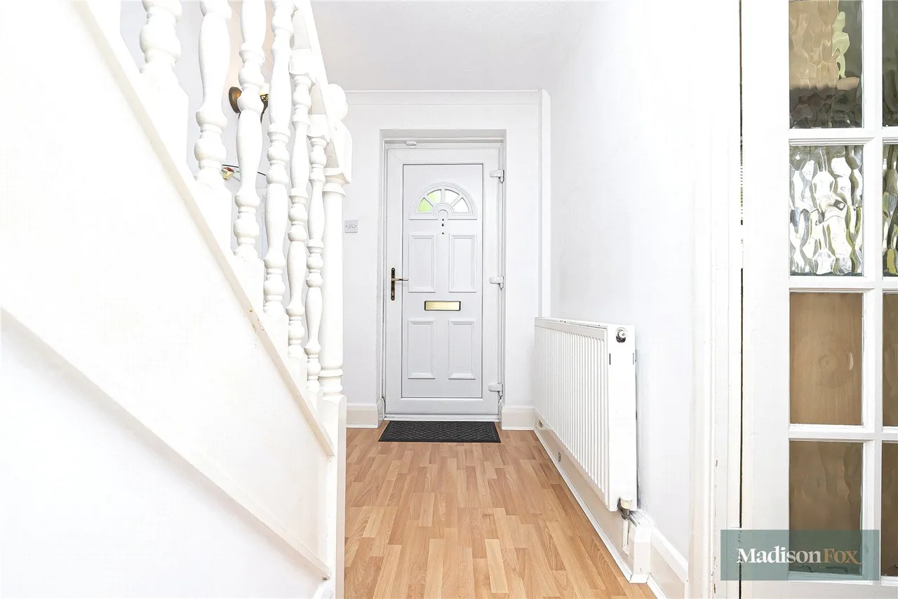 Alderton Rise, Loughton, IG10, photo 14