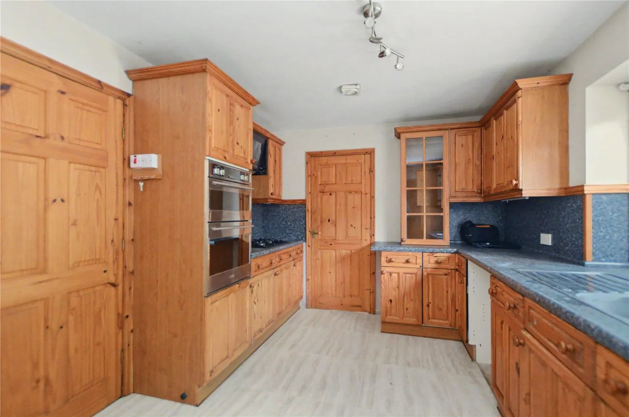 Aberford Road, Stanley, WF3, photo 4
