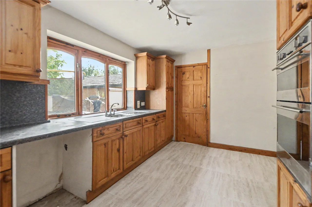Aberford Road, Stanley, WF3, photo 18