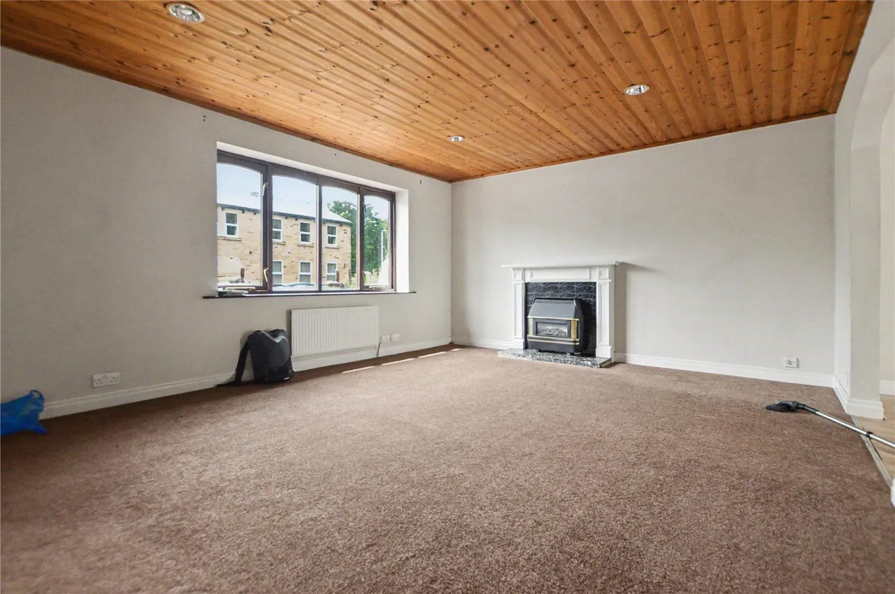 Aberford Road, Stanley, WF3, photo 3