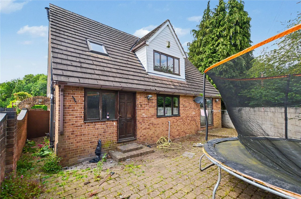 Aberford Road, Stanley, WF3, photo 16