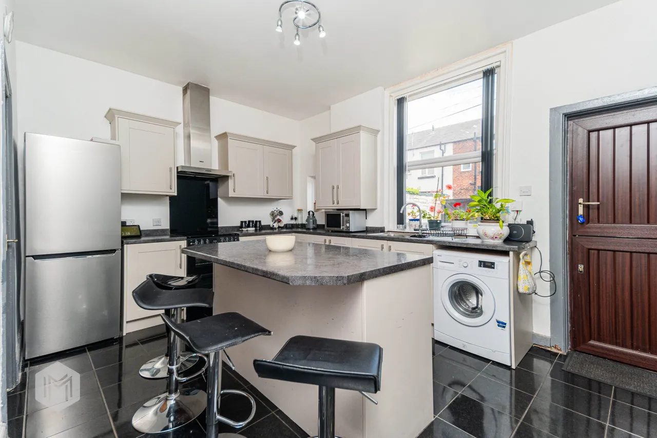 Fenton Street, Bury, BL8 1LU, photo 3