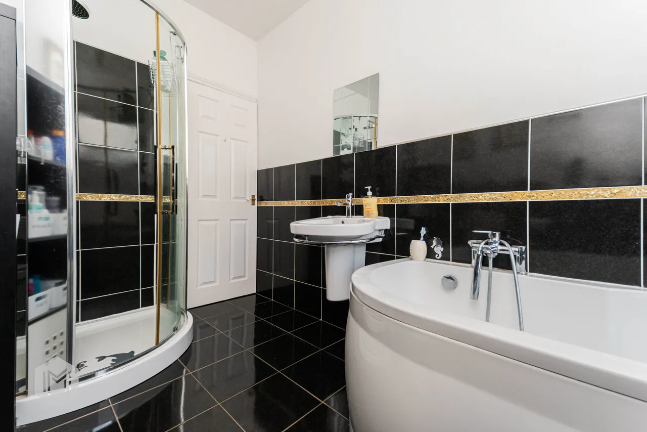 Fenton Street, Bury, BL8 1LU, photo 7