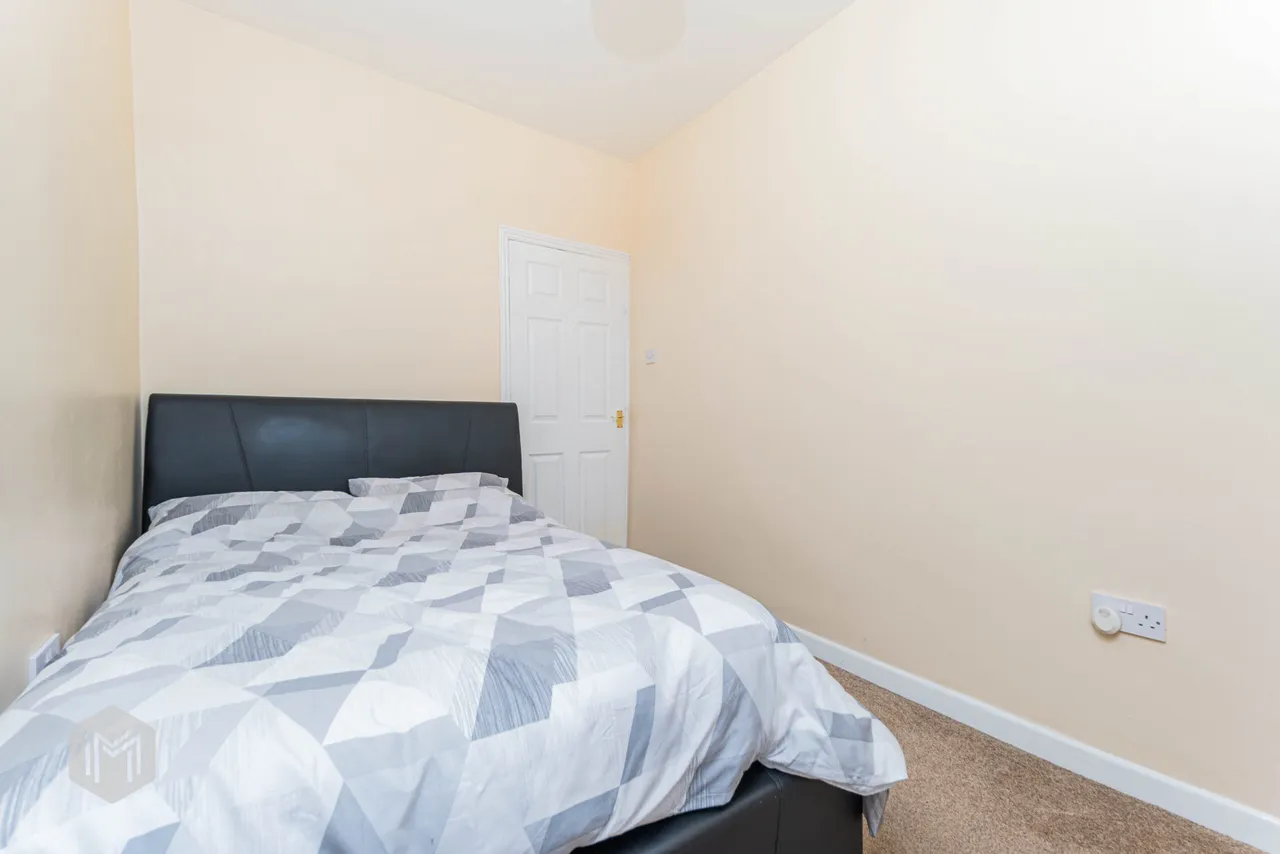 Fenton Street, Bury, BL8 1LU, photo 12