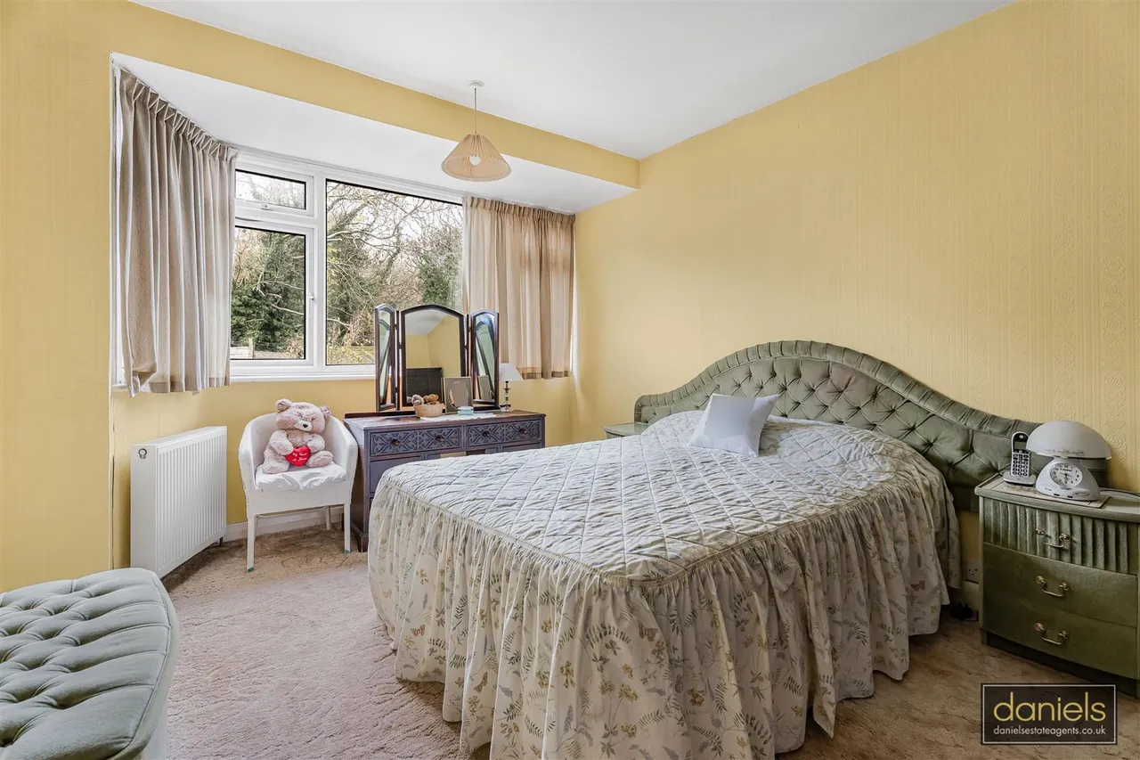 Whitton Avenue West, Greenford, UB6, photo 8