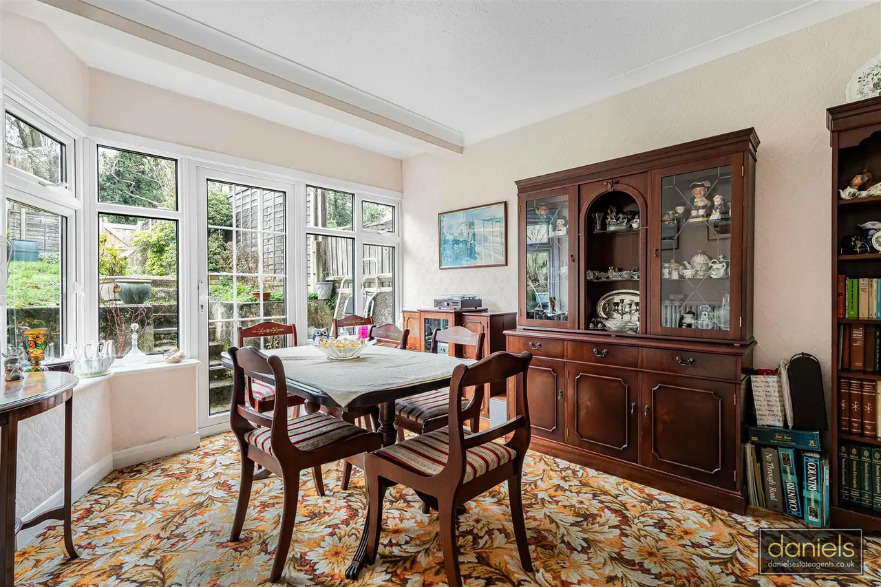 Whitton Avenue West, Greenford, UB6, photo 6