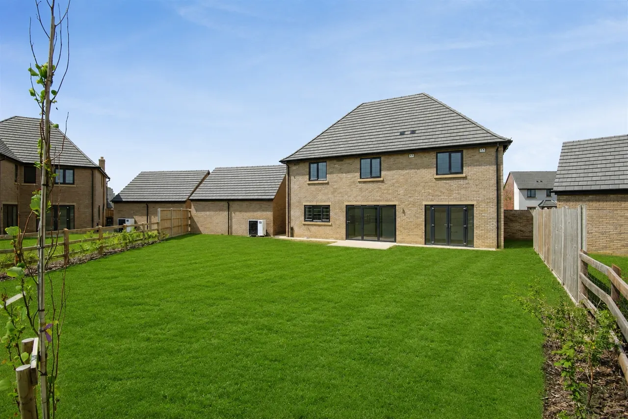 Muncey Grove, Bassingbourn, SG8, photo 17