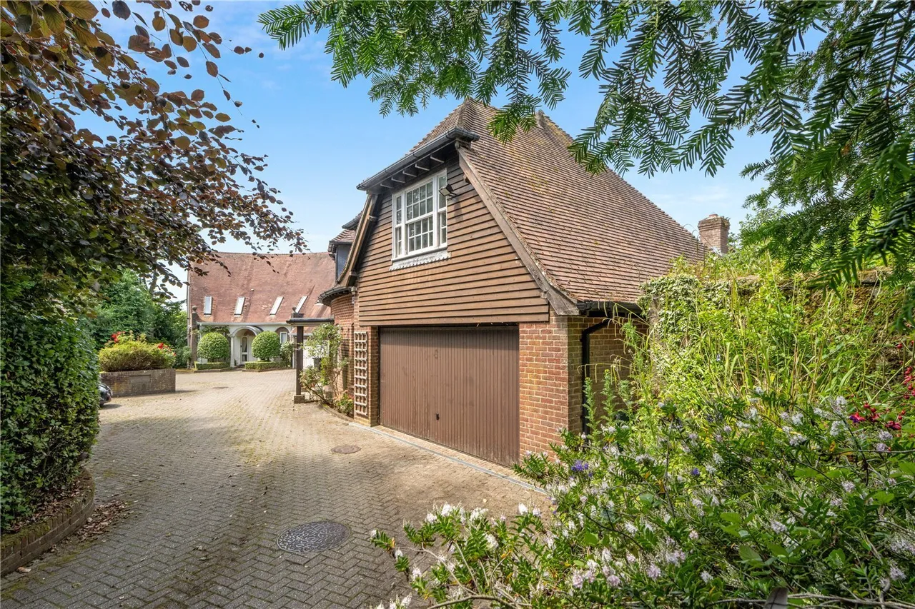Salisbury Street, Shaftesbury, SP7, photo 2
