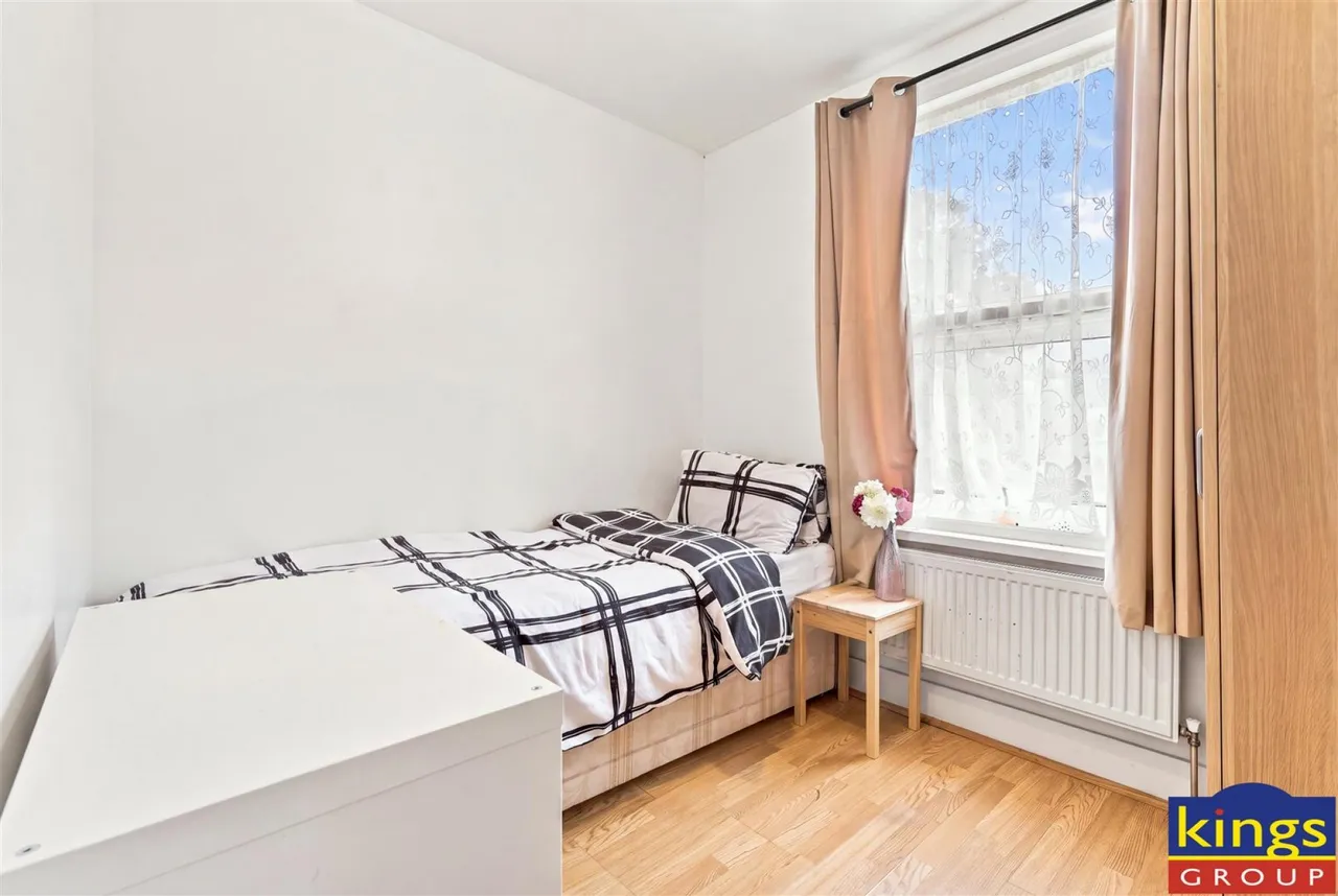 Tower Hamlets Road, London, photo 17