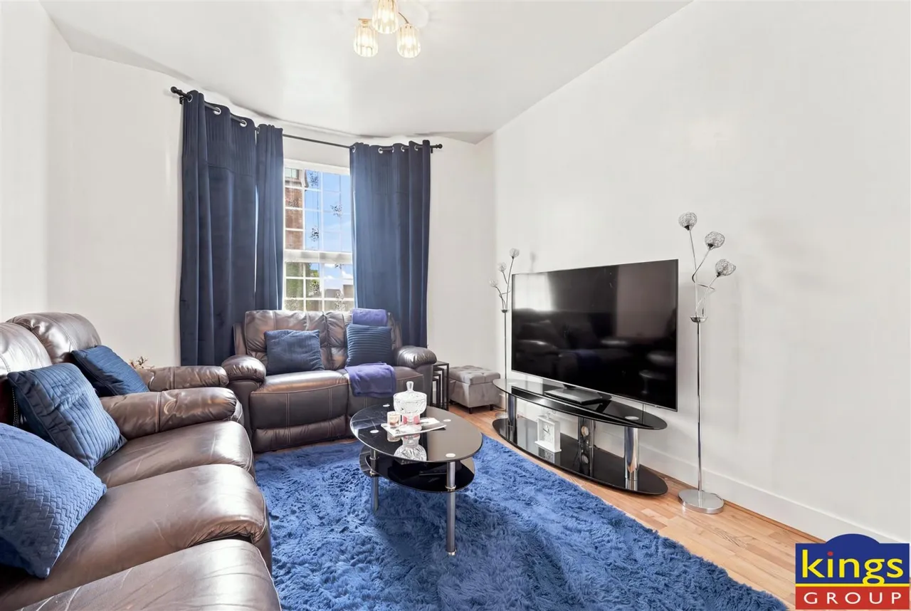 Tower Hamlets Road, London, photo 2