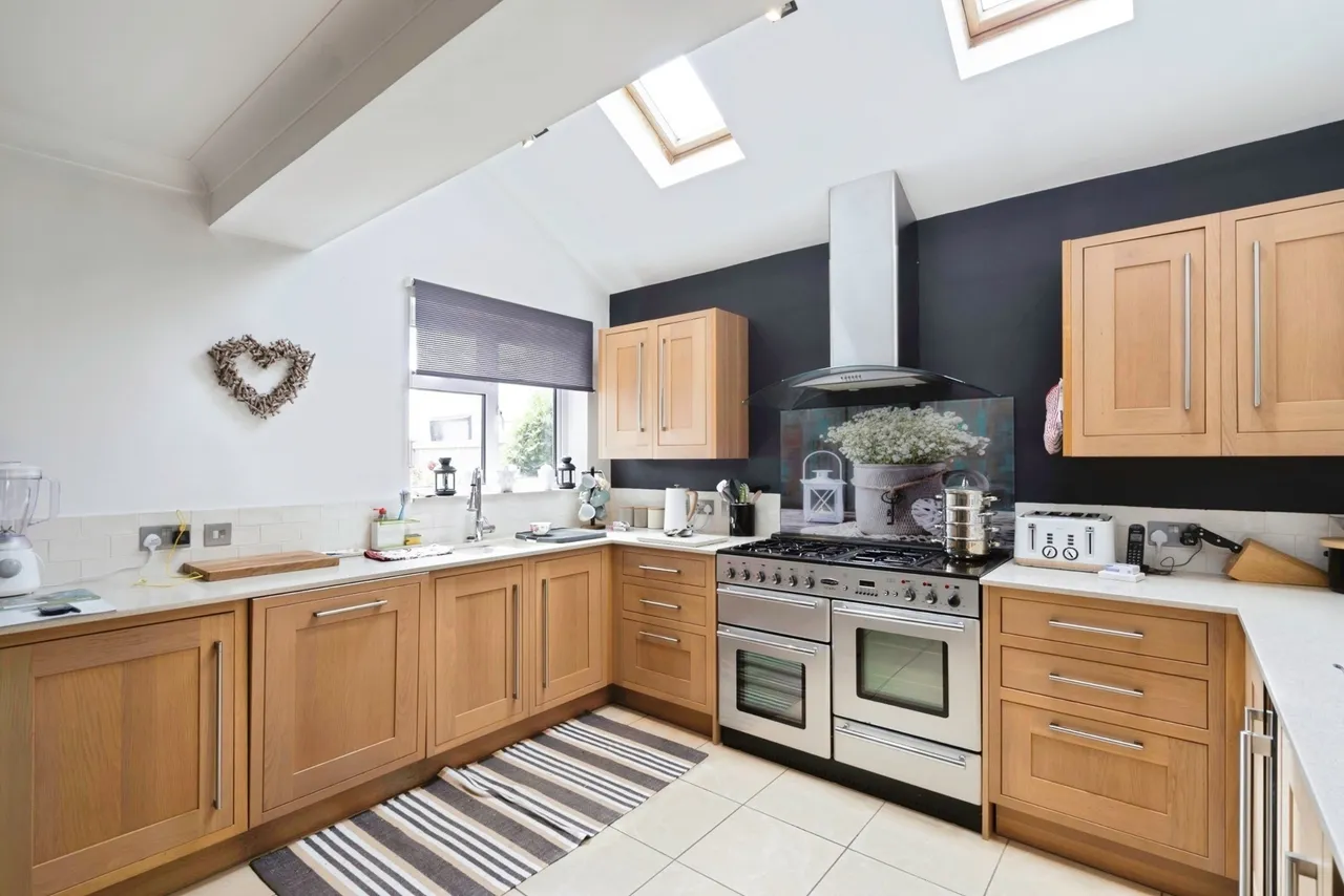 Northney Road, Hayling Island, PO11, photo 15