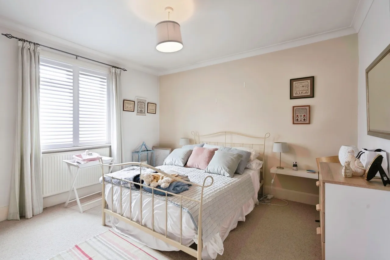 Northney Road, Hayling Island, PO11, photo 7