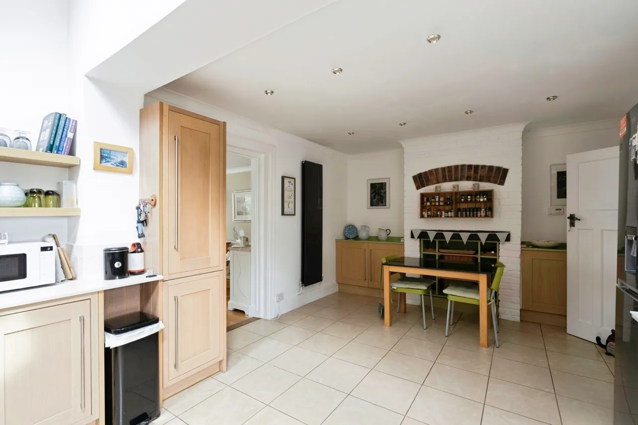 Northney Road, Hayling Island, PO11, photo 16