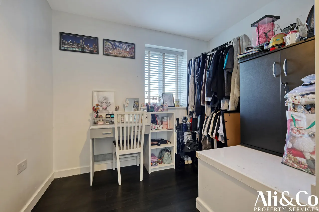 Woodside Close, Grays, Essex, RM16 2DN, photo 15