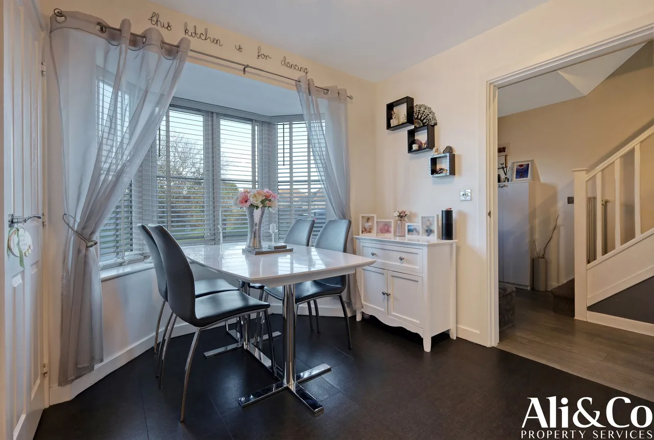 Woodside Close, Grays, Essex, RM16 2DN, photo 5