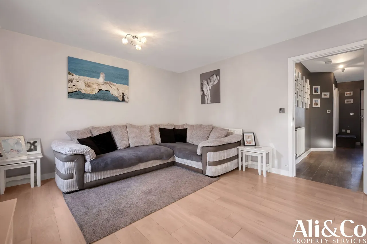 Woodside Close, Grays, Essex, RM16 2DN, photo 12