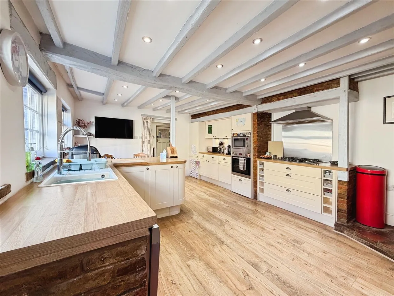 South Parade, Bawtry, photo 7