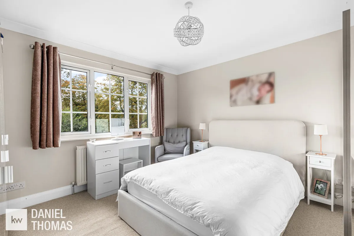 Middle Street, Nazeing, EN9, photo 29