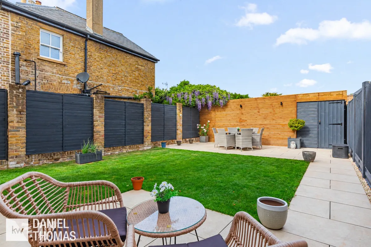 Middle Street, Nazeing, EN9, photo 19
