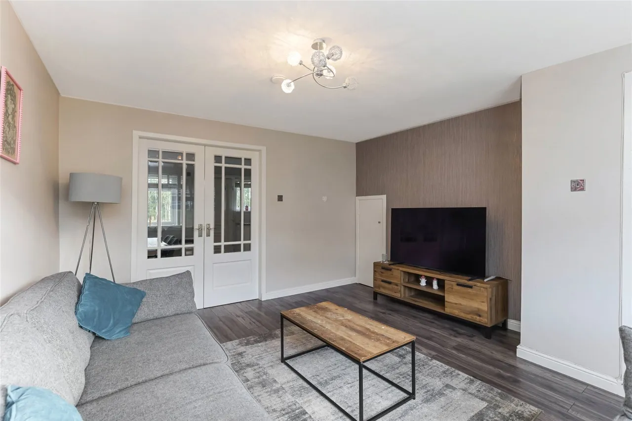 Colintraive Crescent, Glasgow, G33, photo 5
