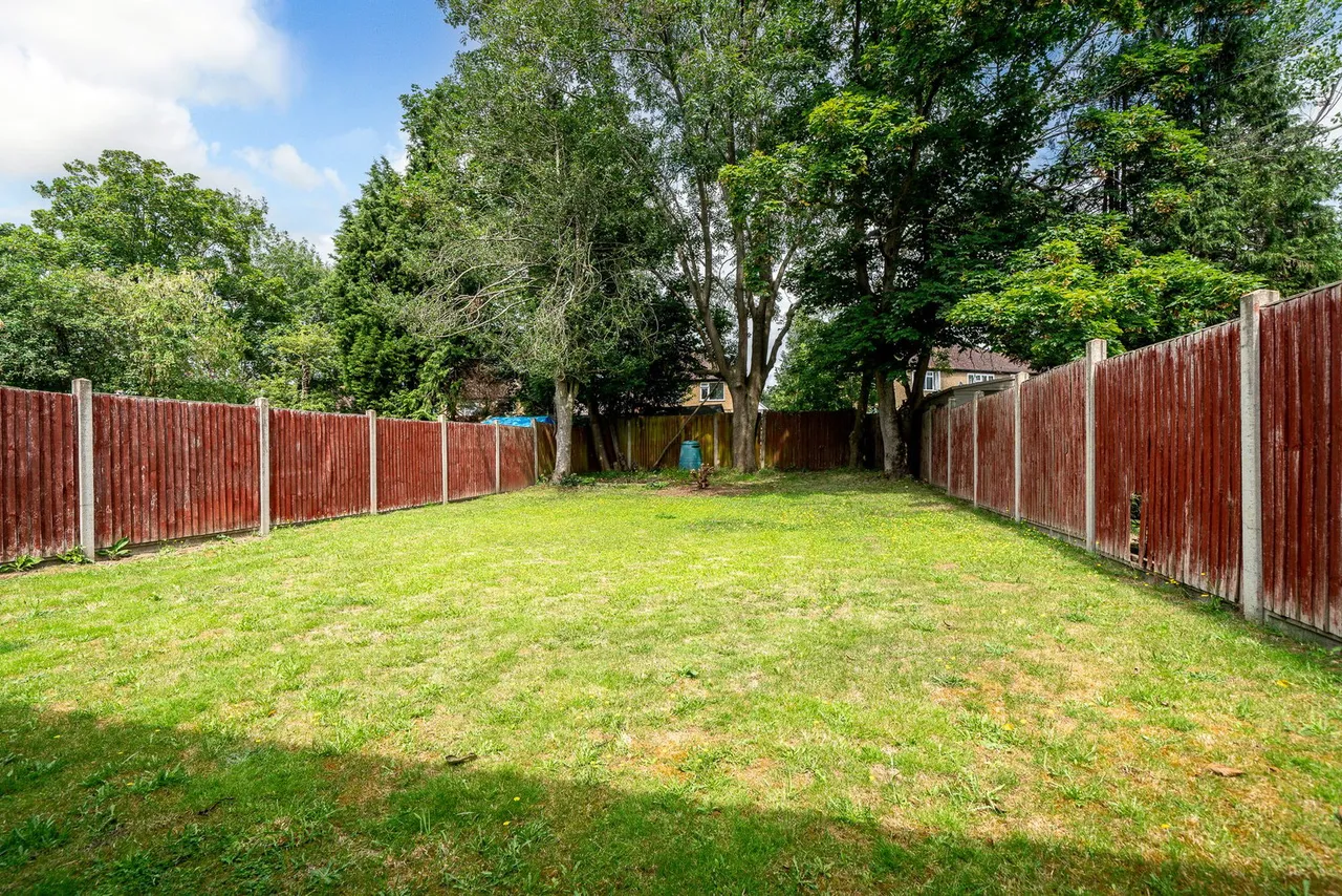 Pinner Road, Northwood, Greater London, HA6 1QS, photo 12