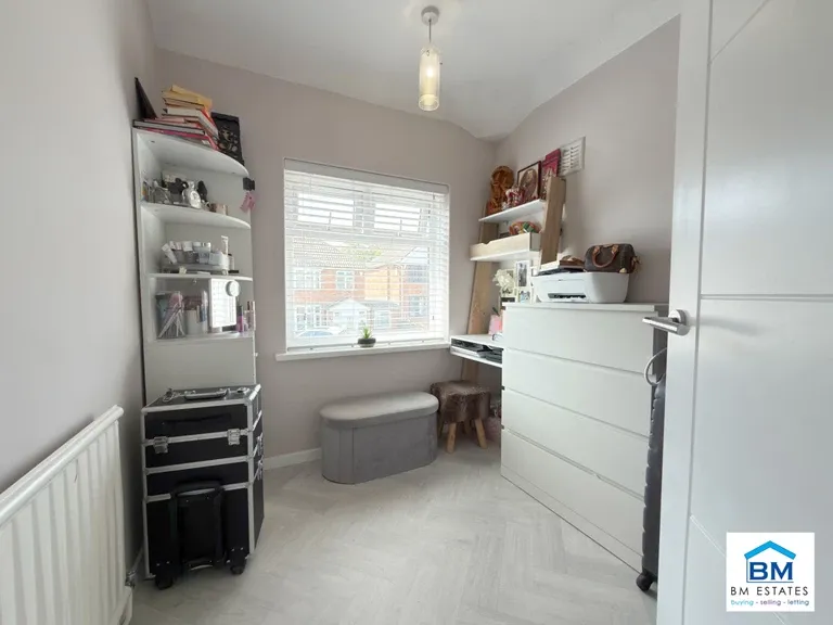 Ryegate Crescent, Birstall, LE4 3HN, photo 7