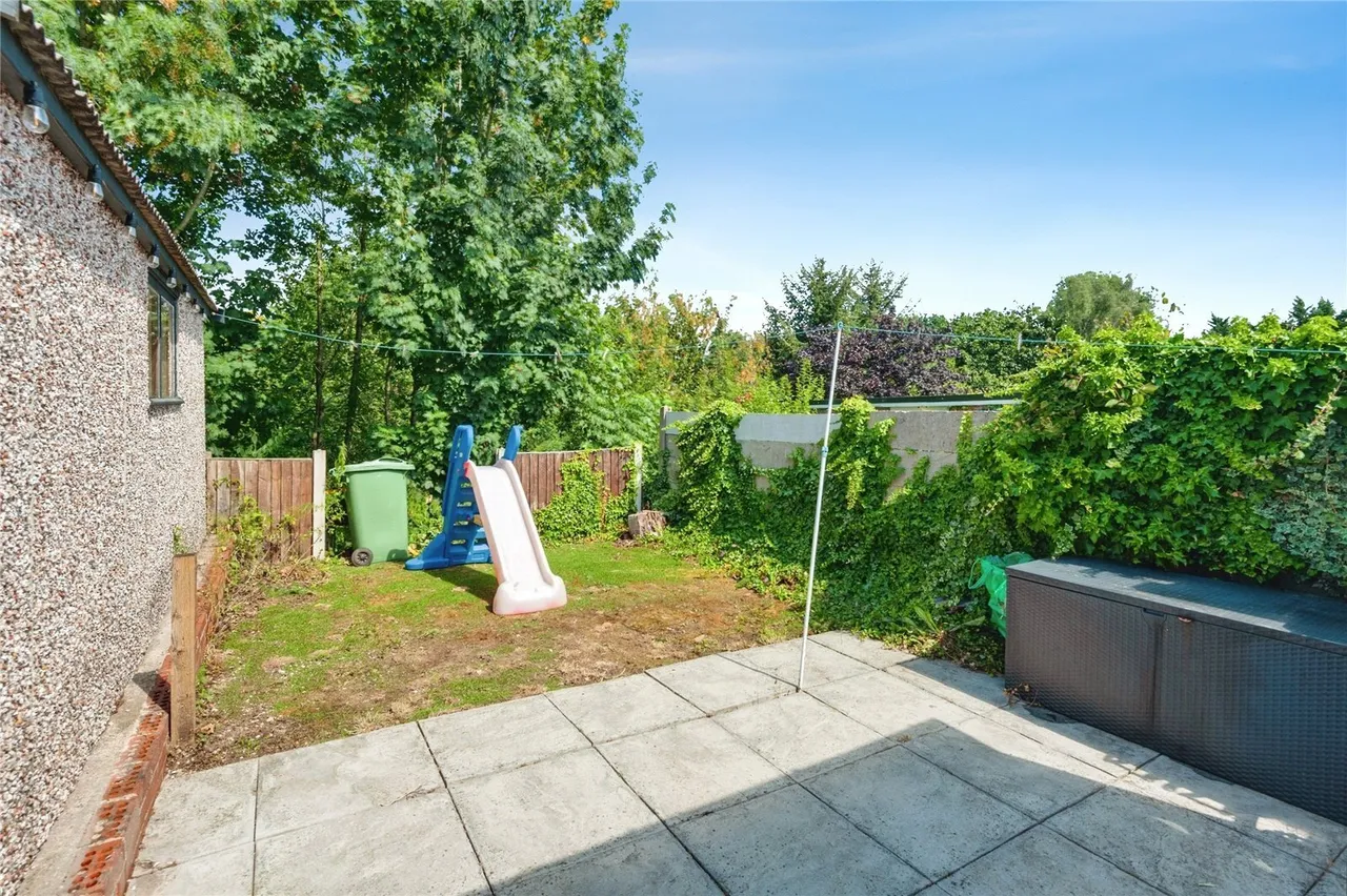 Vicarage Drive, Haydock, WA11, photo 11