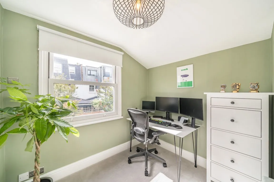 Kenilford Road, SW12, photo 8