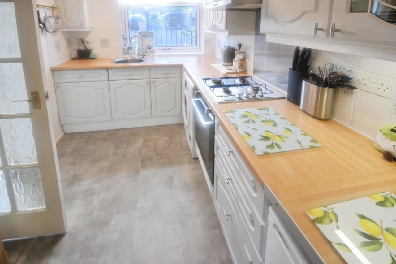 Lenton Croft, Yardley, photo 3