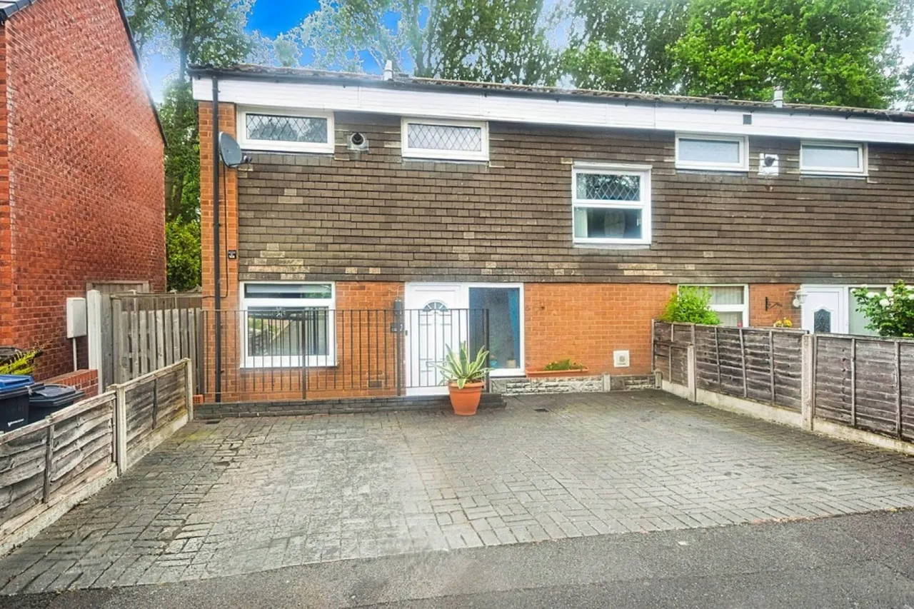 2 bed house for sale — Lenton Croft, Yardley