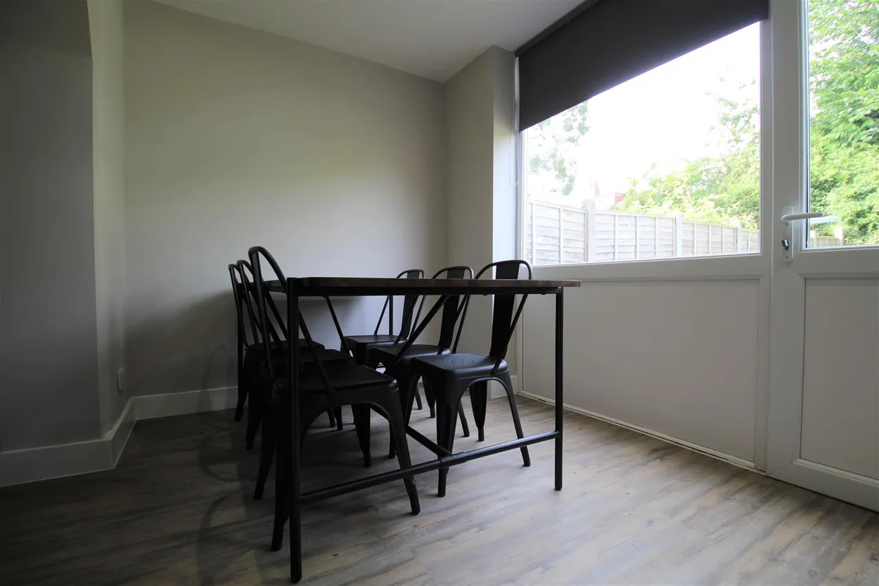 Becketts Park Crescent, Headingley, LS6, photo 4