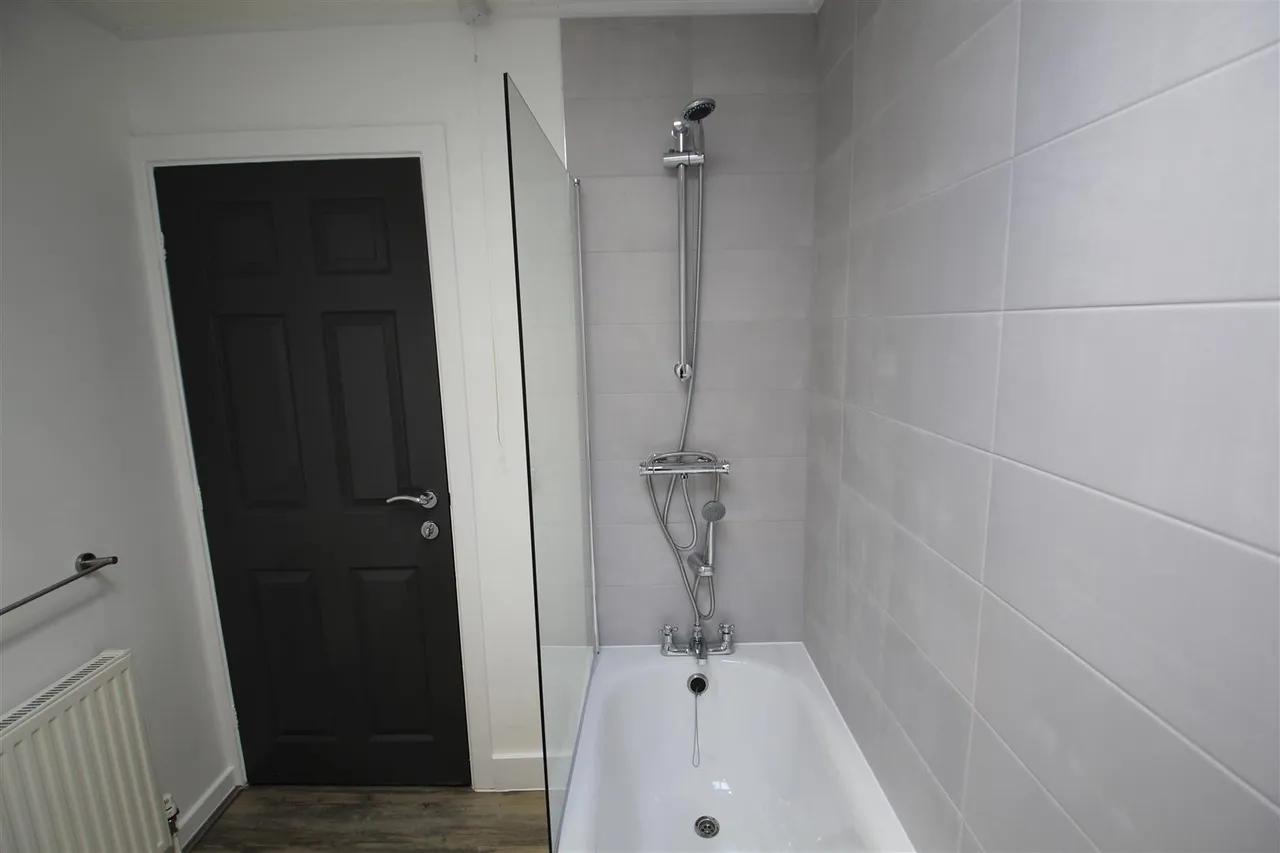 Becketts Park Crescent, Headingley, LS6, photo 14
