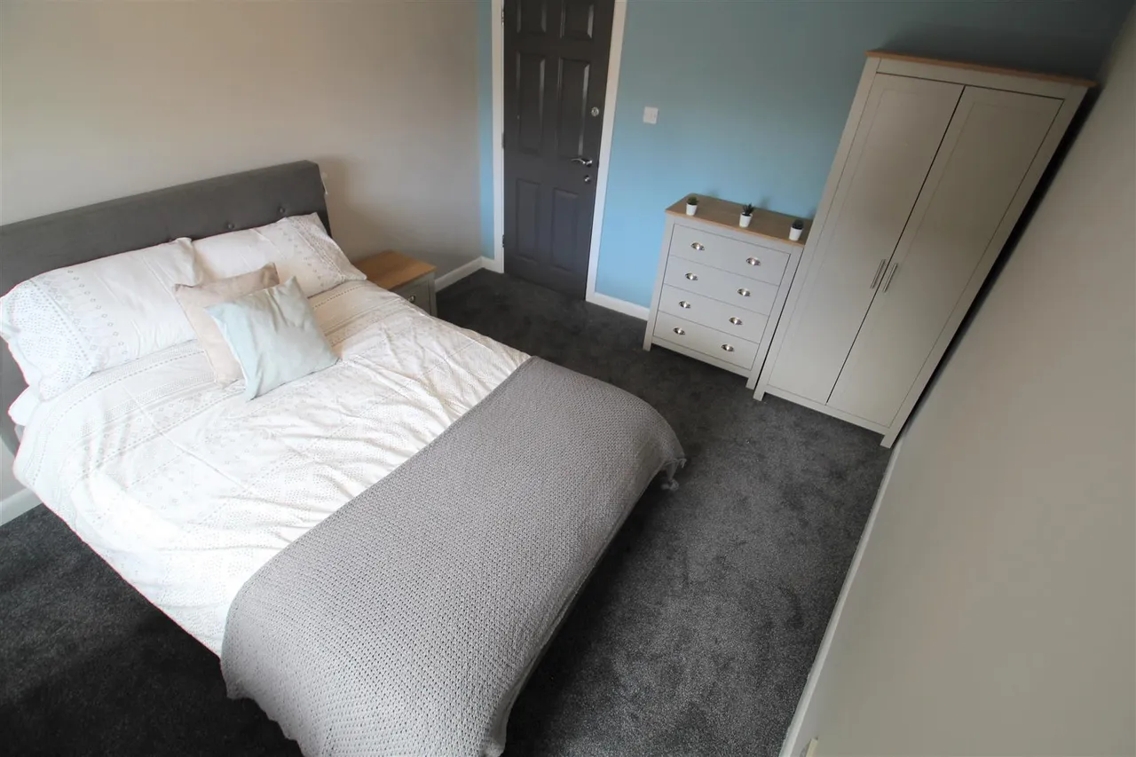 Becketts Park Crescent, Headingley, LS6, photo 16
