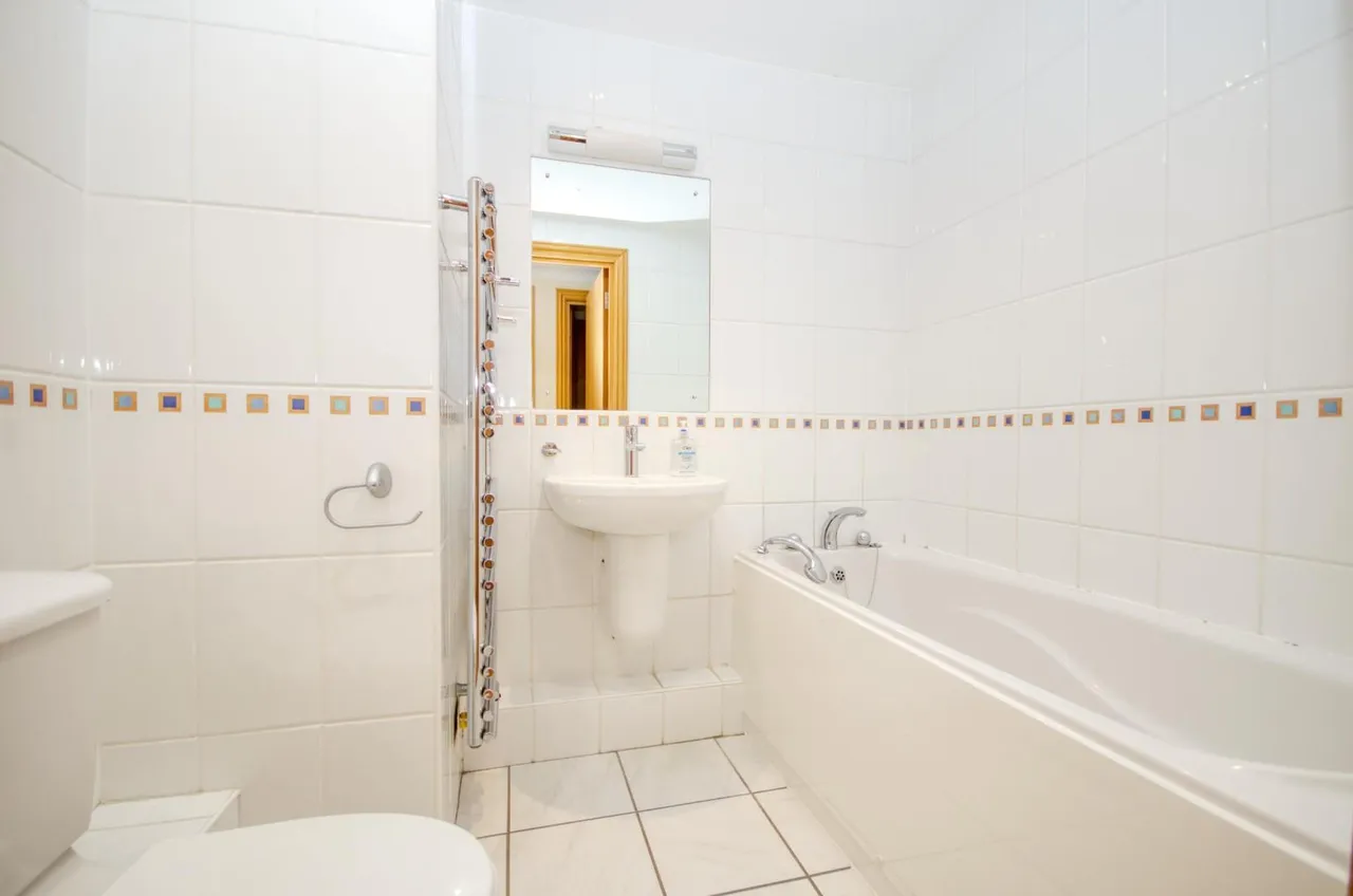 Charter House, 85 Canute Road, Ocean Village, Southampton, SO14 3FY, photo 9