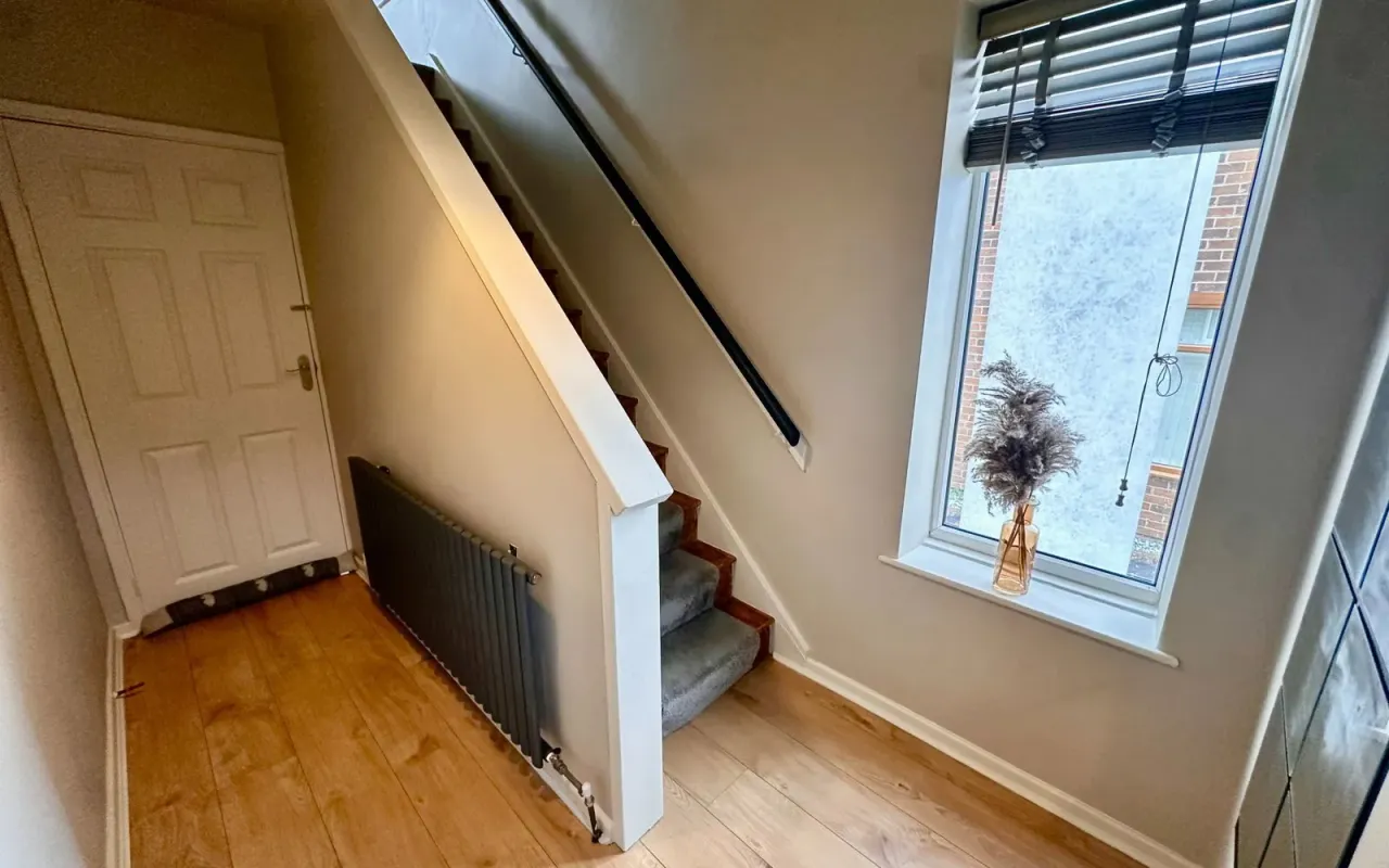 Steadfield Road, Hoyland, photo 9