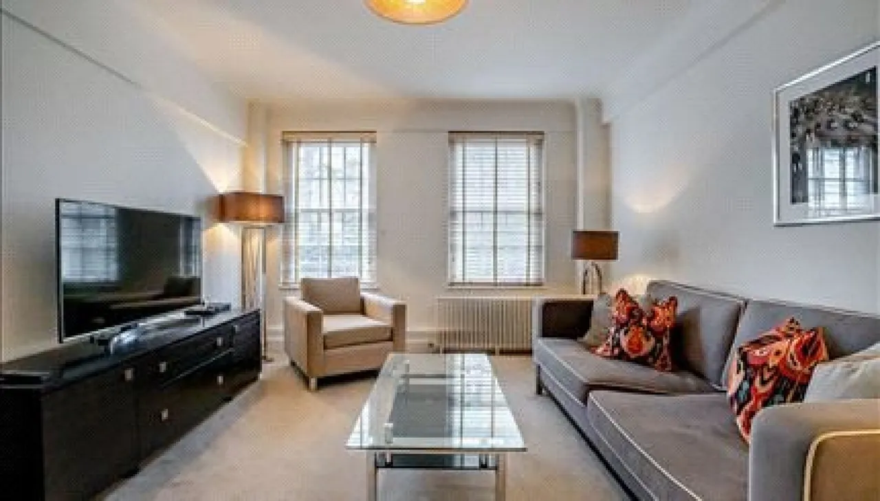 Fulham Road, London, photo 5