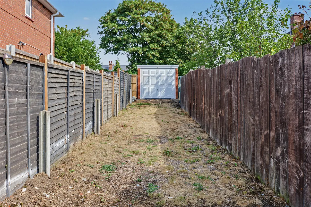 Longmead Drive, Nottingham, NG5, photo 10