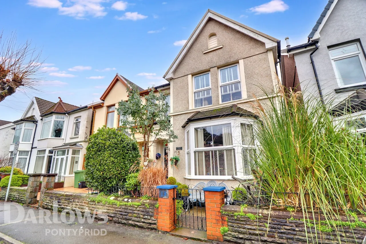 3 bed house for sale, The Parade, Pontypridd