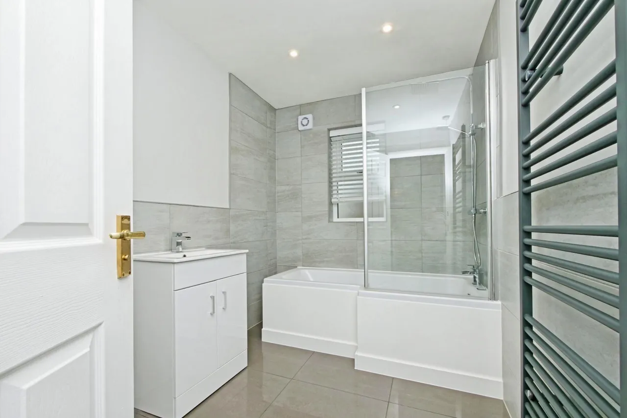 Roman Close, Hayton, YO42, photo 22